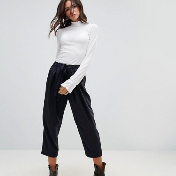 Free People Pants - FREE PEOPLE 'Shakin All Over' Navy Pinstripe Academia Trouser Pant